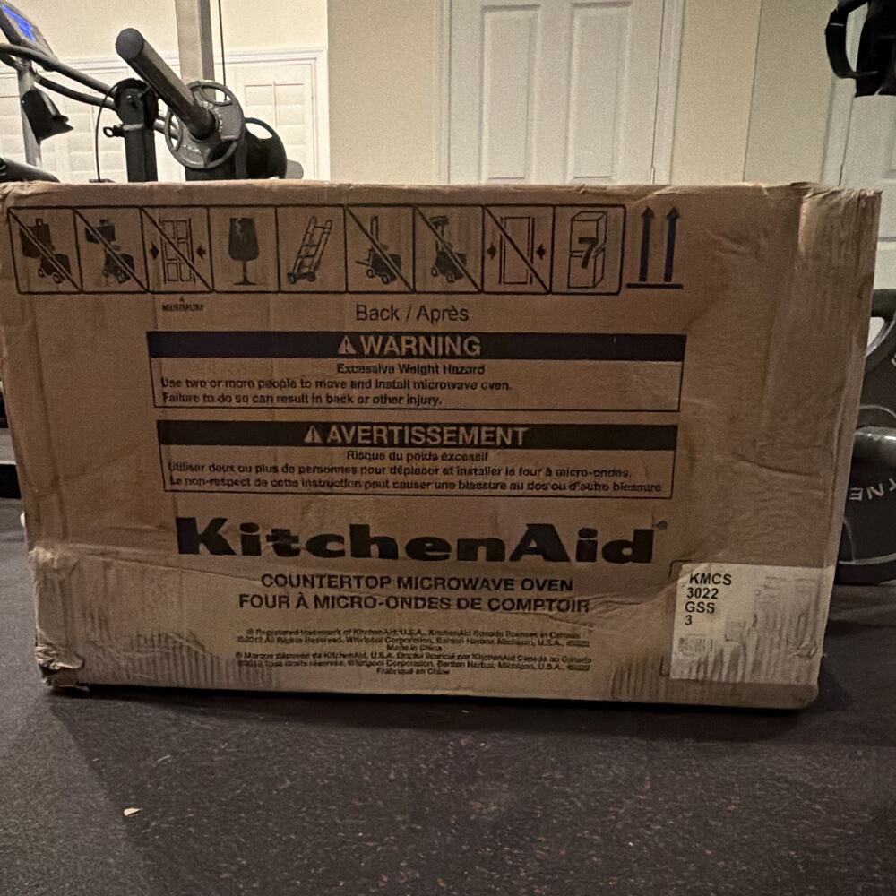 KitchenAid KMCS3022GSS 2.2 cu ft 1100W Stainless Microwave Sensor Child Lock